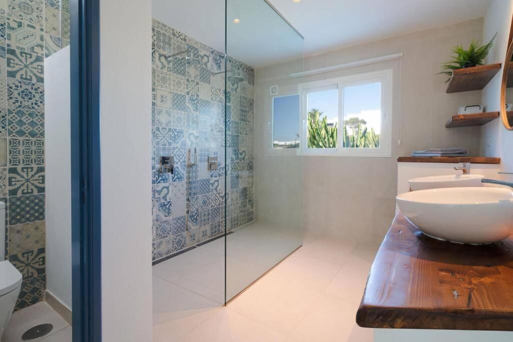 Luxurious Bungalow A2 In A Quiet Complex With Pool 100M From The Sea Charco del Palo Eksteriør bilde